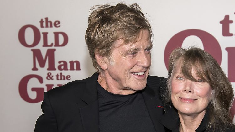 Schauspieler Robert Redford und Filmkollegin Sissy Spacek posieren bei der Premiere ihres Films "The Old Man and the Gun".