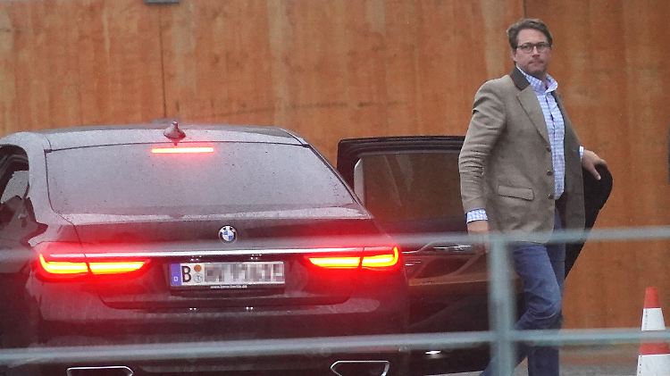 Informeller Diesel-Gipfel: Zum Krisentreffen zwischen Kanzlerin Angela Merkel und den Chefs von BMW, Daimler und Volkswagen reisen auch Verkehrsminister Andreas Scheuer (Bild) und Finanzminister Olaf Scholz an.
