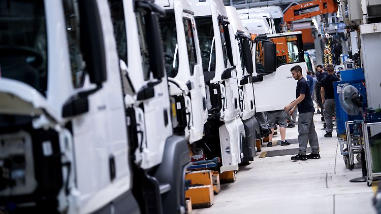 Der deutsche Konjunkturmotor brummt weiter.
