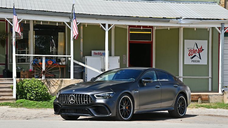 Der Mercedes-AMG GT als 4-Türer in seiner familienfreundlichsten und potentesten Ausführung als 63 S.