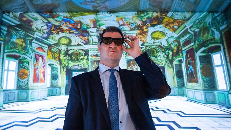 Bayerns Ministerpräsident Söder testete SuperMUC-NG mit einer Simuation des Kaisersaals Bamberg.