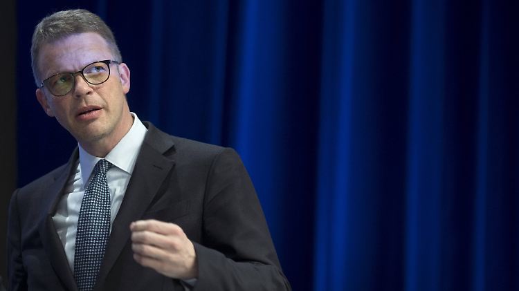 "Wir müssen erst unsere Hausaufgaben machen."
