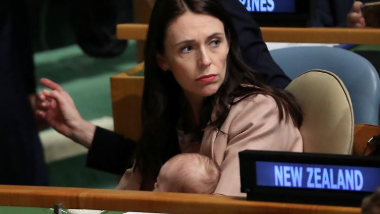 Die Bilder aus New York werden wohl in Neves Babyalbum landen.