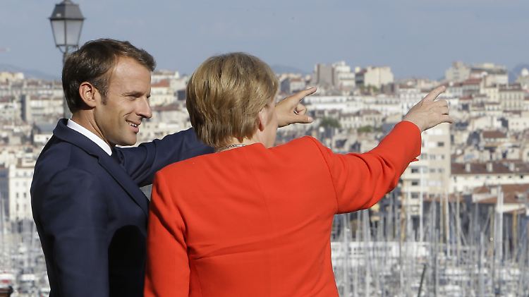 Merkel habe Macrons ausgestreckte Hand nicht ergriffen, kritisiert eine EU-Expertin.