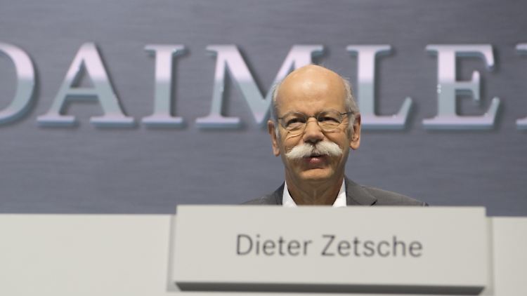 Daimler stellt "frühzeitig die Weichen": Der Vertrag von Dieter Zetsche wäre erst Ende 2019 ausgelaufen.