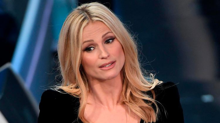 Was sie zu berichten hat, klingt abenteuerlich: Michelle Hunziker.