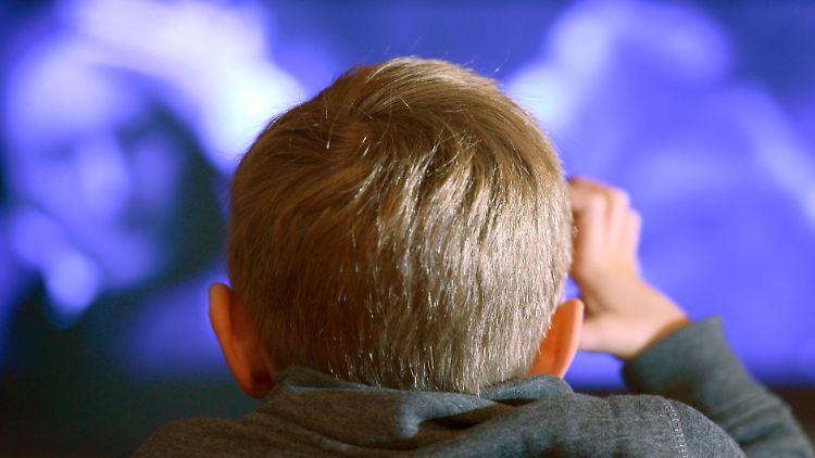 Zu viel Zeit vor dem Bildschirm schadet den geistigen Fähigkeiten von Kindern, ergibt eine Studie kanadischer Wissenschaftler.