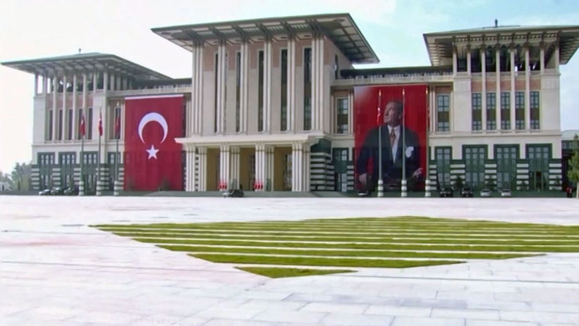 ErdoganProtzPalast.jpg