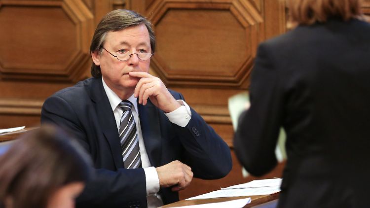 Jörn Kruse will künftig als fraktionsloser Abgeordneter in der Hamburger Bürgerschaft sitzen.