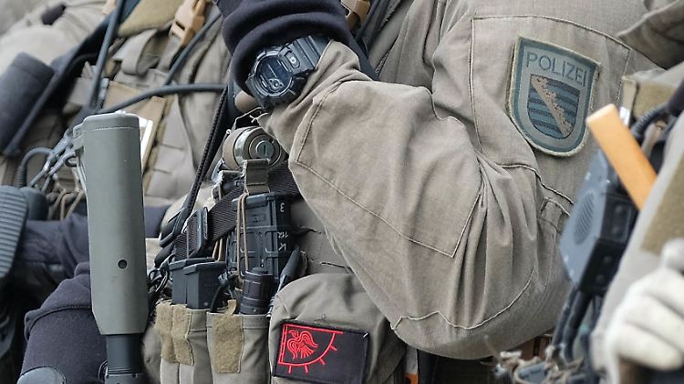 "An 'Dummheit' kaum zu überbieten": LKA-Chef Kleine verurteilt das Verhalten zweier SEK-Beamte aus Sachsen.