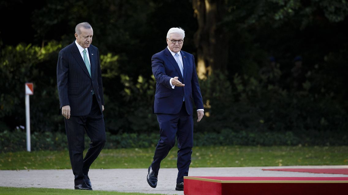 Steinmeier und Erdogan am Schloss Bellevue.