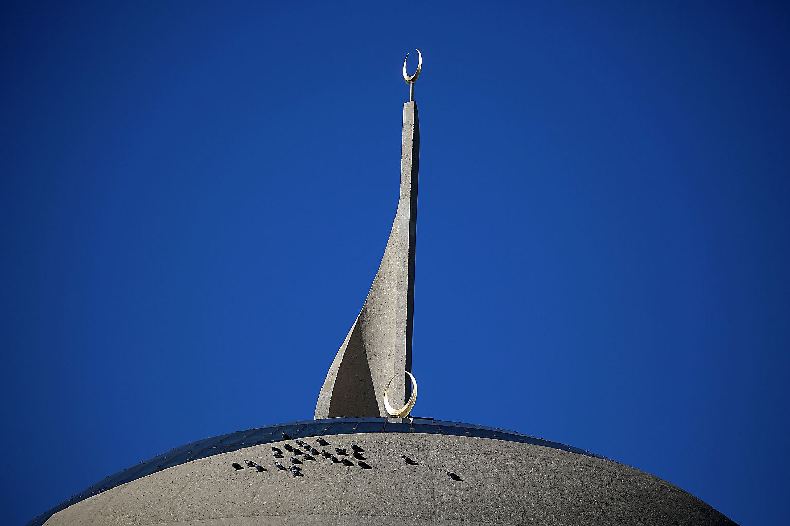 Die Zentralmoschee im Kölner Stadtteil Ehrenfeld zählt zu den repräsentativsten Moscheebauten Europas. 