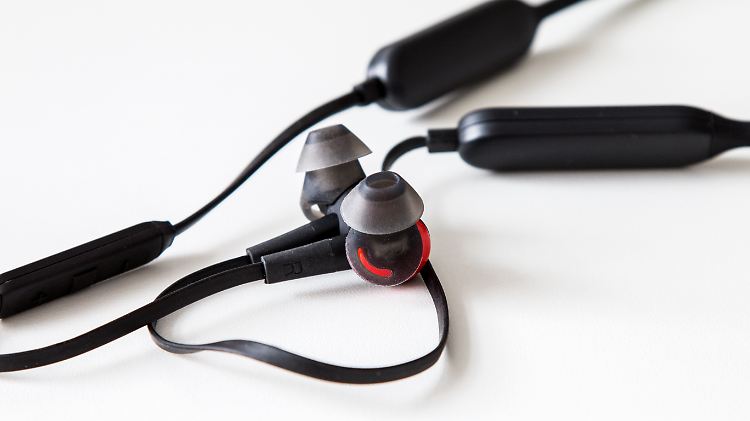 Der Plantronics Backbeats Go 410 ist ein günstiger, aber guter Bluetooth-In-Ear-Ohrhörer mit ANC.