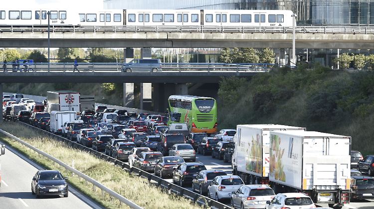 Die Polizeiaktion beeinträchtigte große Teile des Verkehrs rund um die dänische Hauptstadt Kopenhagen.