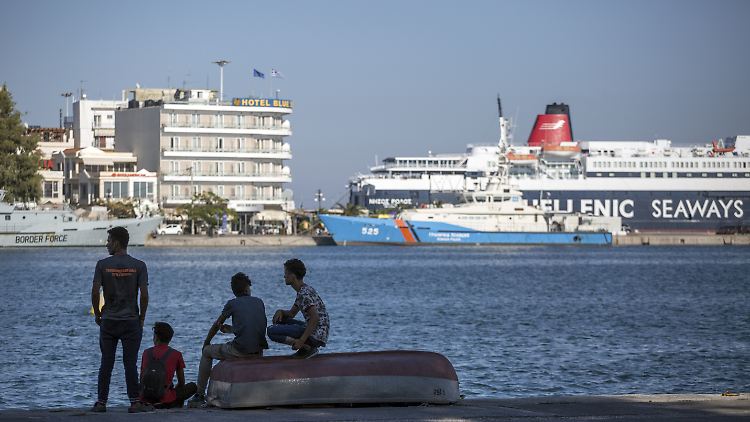 Endstation Lesbos: Die Flüchtlingslager auf den griechischen Inseln sind überfüllt, seit wieder mehr Flüchtlinge über die Türkei kommen.