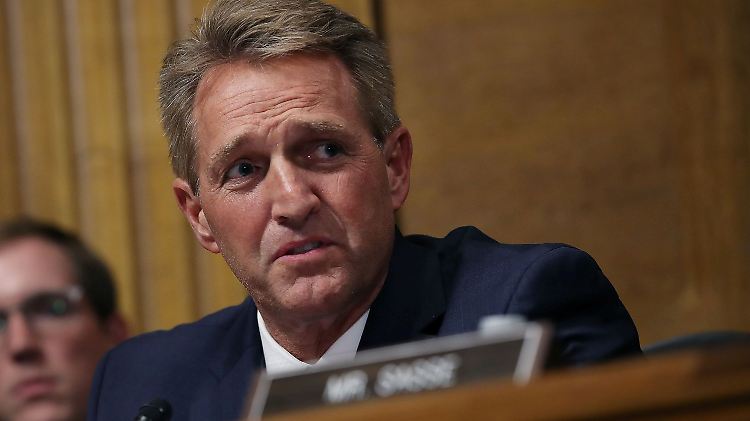 US-Senator Jeff Flake gilt als einer der schärfsten Trump-Kritiker bei den Republikanern.