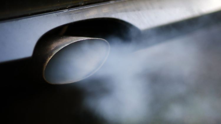 Das Bundesverkehrsministerium erklärte, es werde an einer Lösung gearbeitet, "die nicht nur auf wenige betroffene Städte ausgerichtet ist".