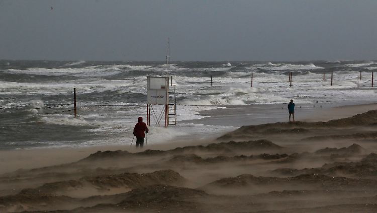 Bei stürmischem Wind sollte man sich dick anziehen. 