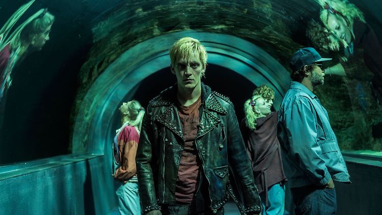 Jonas Nay wird in "Deutschland 86" erneut zu Stasi-Agent Martin Rauch.