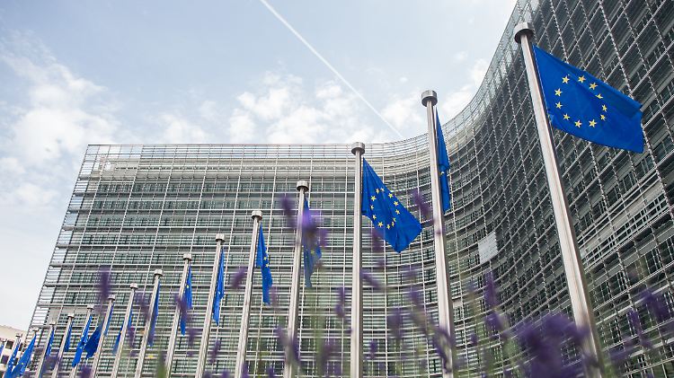 Das EU-Budget wird hauptsächlich von der EU-Kommission in Brüssel verwaltet.