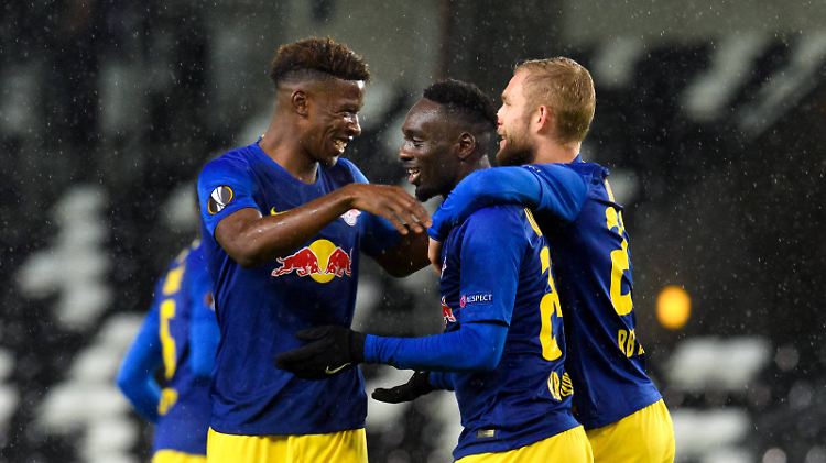 Die RB-Profis Nordi Mukiele, Jean Kevin Augustin und Konrad Laimer hatten gleich dreifach Grund zu jubeln.