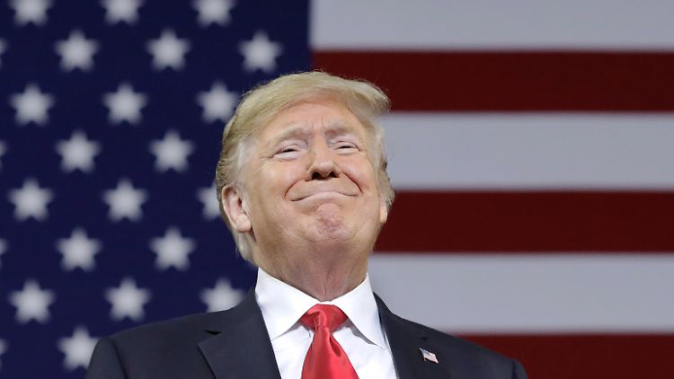 "Versprochen - gehalten", steht bei Trumps Kundgebungen auf Bannern. Mit Blick auf den Supreme Court stimmt das zweifellos.