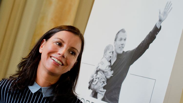 Teresa Enke kämpft seit dem Tod ihres Mannes für die Unterstützung von Sportlern mit Depressionen.