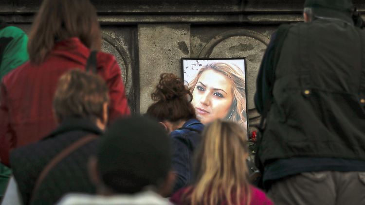 Im Fall der ermordeten Moderatorin Viktoria Marinowa wurde offenbar ein Tatverdächtiger festgenommen.