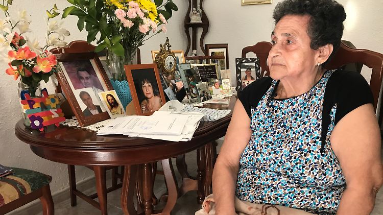Isabel Santos dachte, sie hätte einen Sohn geboren. Doch es war ein Mädchen, das ihr weggenommen worden ist.
