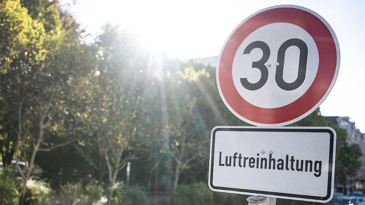 Hamburg, Stuttgart, Frankfurt und Berlin - in mehreren deutschen Städten wurden Fahrverbote für bestimmte Diesel-Modelle verhangen.