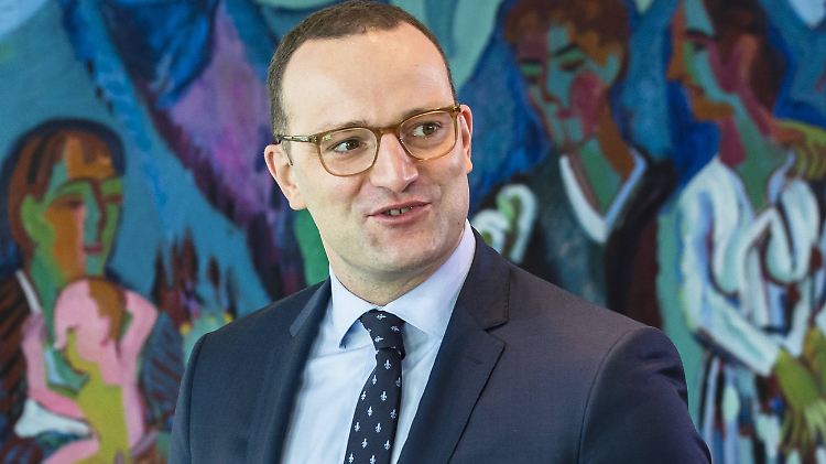 Spahn sprach in München beim Deutschen Apothekertag. 