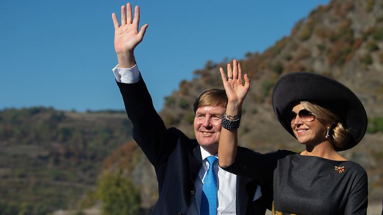 König Willem-Alexander und seine Frau Máxima besuchen Deutschland - Bootstour inklusive.
