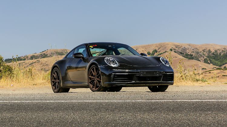 Viel zu verbergen hat der neue 911er nicht mehr.