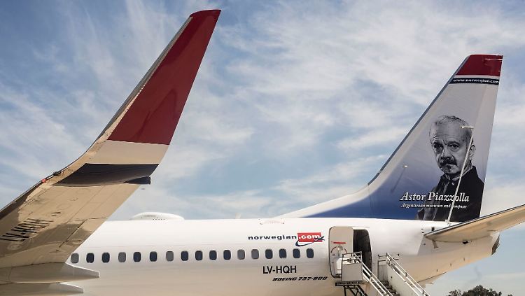 Maschine von Norwegian Air am Flughafen Ezeiza in Buenos Aires gelandet.
