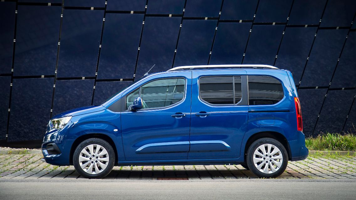 17_Opel_504173.jpg