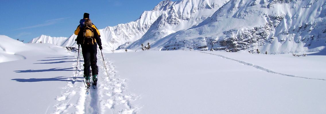 Skitouren werden immer beliebter bei Skifahrern.