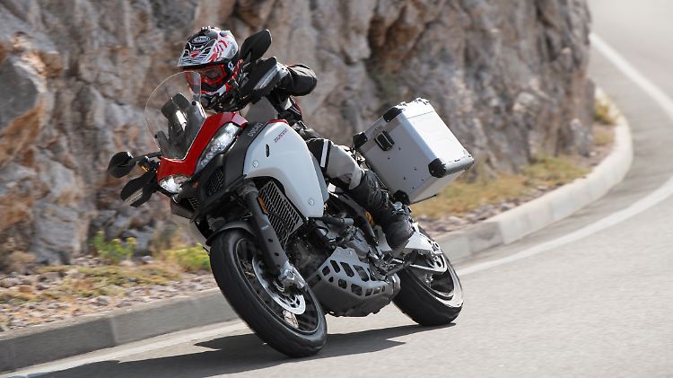Mit mehr Hubraum und einer sauberen Drehmomentkurve fährt die Ducati Multistrada Enduro in Kürze zu den Händlern.