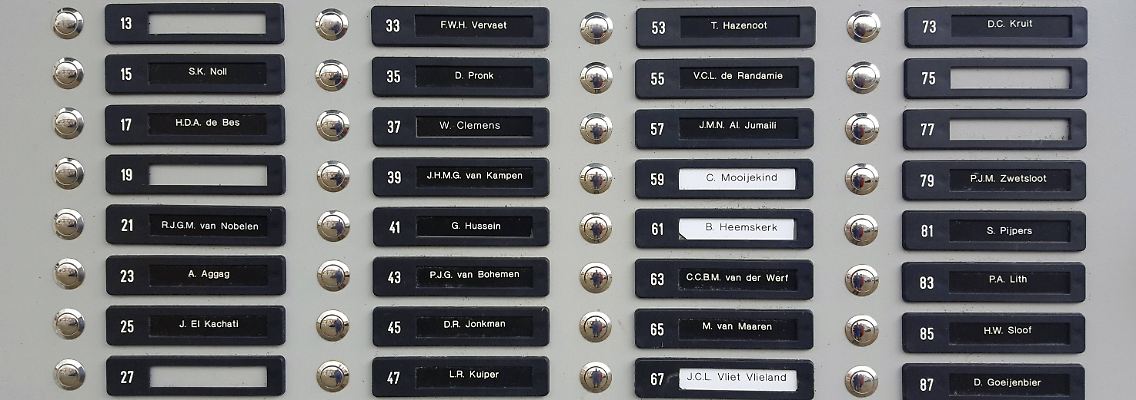 Wer eine Namensänderung wünscht, muss den entsprechenden Antrag entweder beim zuständig Einwohnermeldeamt oder dem örtlichen Standesamt stellen.