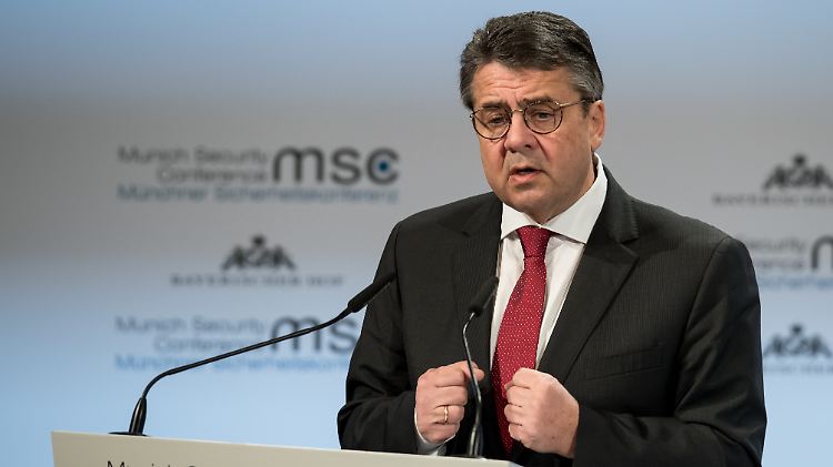 Das Ergebnis der Wahl in Bayern ist die "Quittung für den Regierungsstil in Berlin", sagt Gabriel.