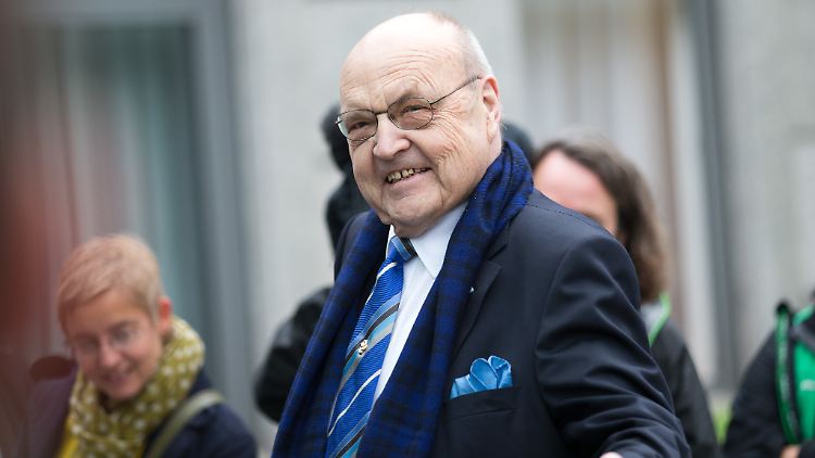 Scharnagl wurde 79 Jahre alt.