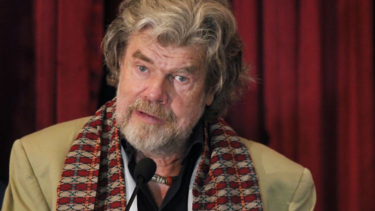 Reinhold Messner sah den bizarren Auftritt zufällig im Fernsehen.