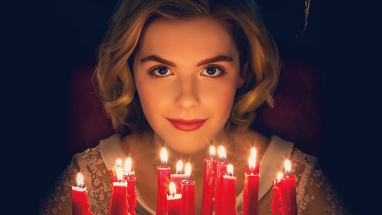 Kiernan Shipka spielt in "The Chilling Adventures of Sabrina" die Titelrolle.