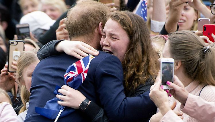 Kreischalarm bis heute: Prinz Harry bleibt Teenie-Schwarm.
