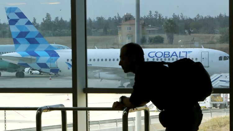Auf "unbestimmte Zeit" am Boden: Bei Cobalt Air auf Zypern finden seit zehn Minuten vor Mitternacht keine Flüge mehr statt.