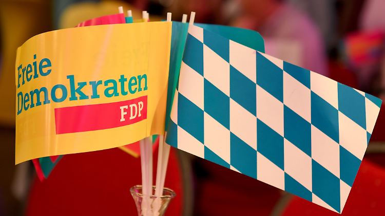 Die FDP zieht mit 5,1 Prozent in den bayerischen Landtag ein.