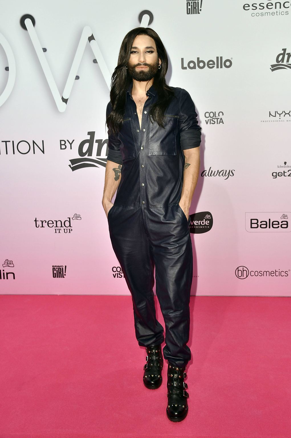 Conchita Wurst ist eine der schilllerndsten Persönlichkeiten des deutschsprachigen Showbusiness. Hinter dem Pseudonym ...