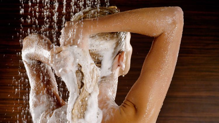 Die Körperhygiene sollte des Nachts nicht unnötig in die Länge gezogen werden.
