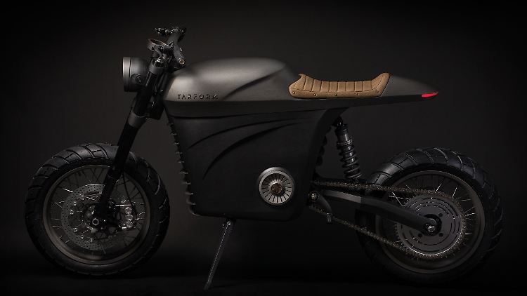 Mit einer Scrambler und einem Café-Racer bietet Tarform zwei Trendmotorräder an.