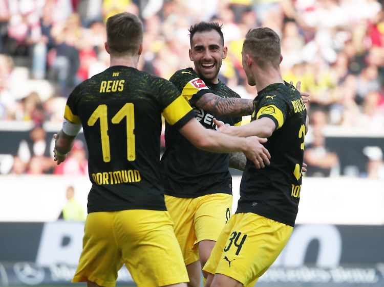 In Stuttgart stand Paco Alcacer erstmals in der BVB-Startelf - und traf zum zwischenzeitlichen 3:0.