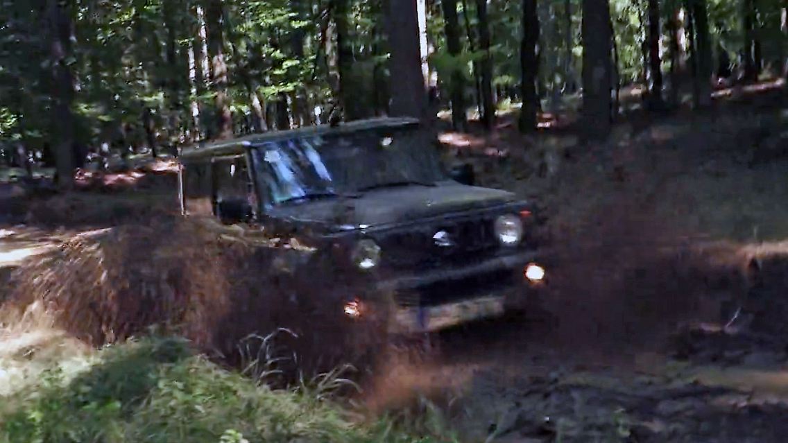 SuzukiJimnyOffroad.jpg